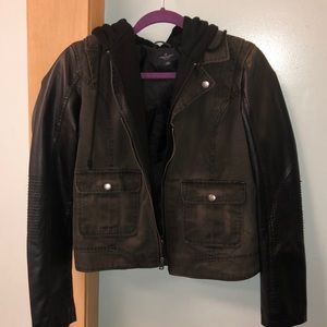 AMERICAN EAGLE LEATHER JACKET